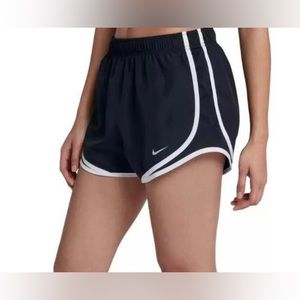 New Nike Women’s Running Shorts Size S